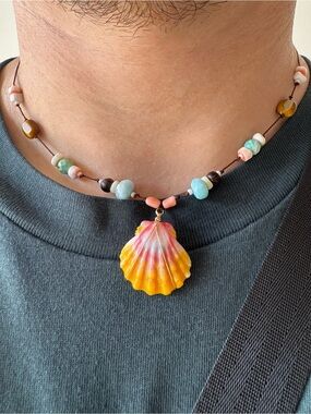 Hawaiian Sunrise Shell Pendant Beaded Necklace - Women & Mens Jewelry